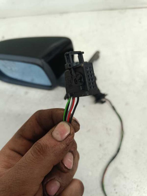 RETROVISEUR GAUCHE BMW E39 5-PIN - Vue 3